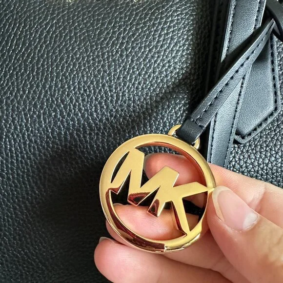 NWT! MK Michael Kors Kimberly 3 In 1 Set Black Leather Tote/Crossbody/Clutch - Picture 3 of 14